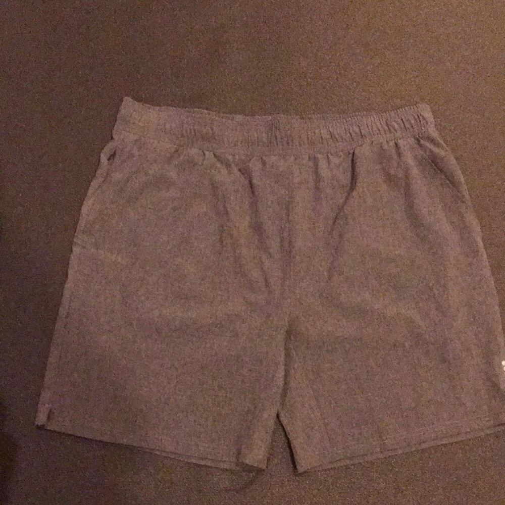 Men’s Balance charcoal grey shorts. Size XL